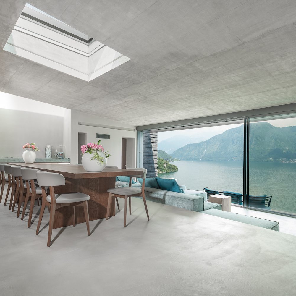 Villa Molli Living Area with Lakeview